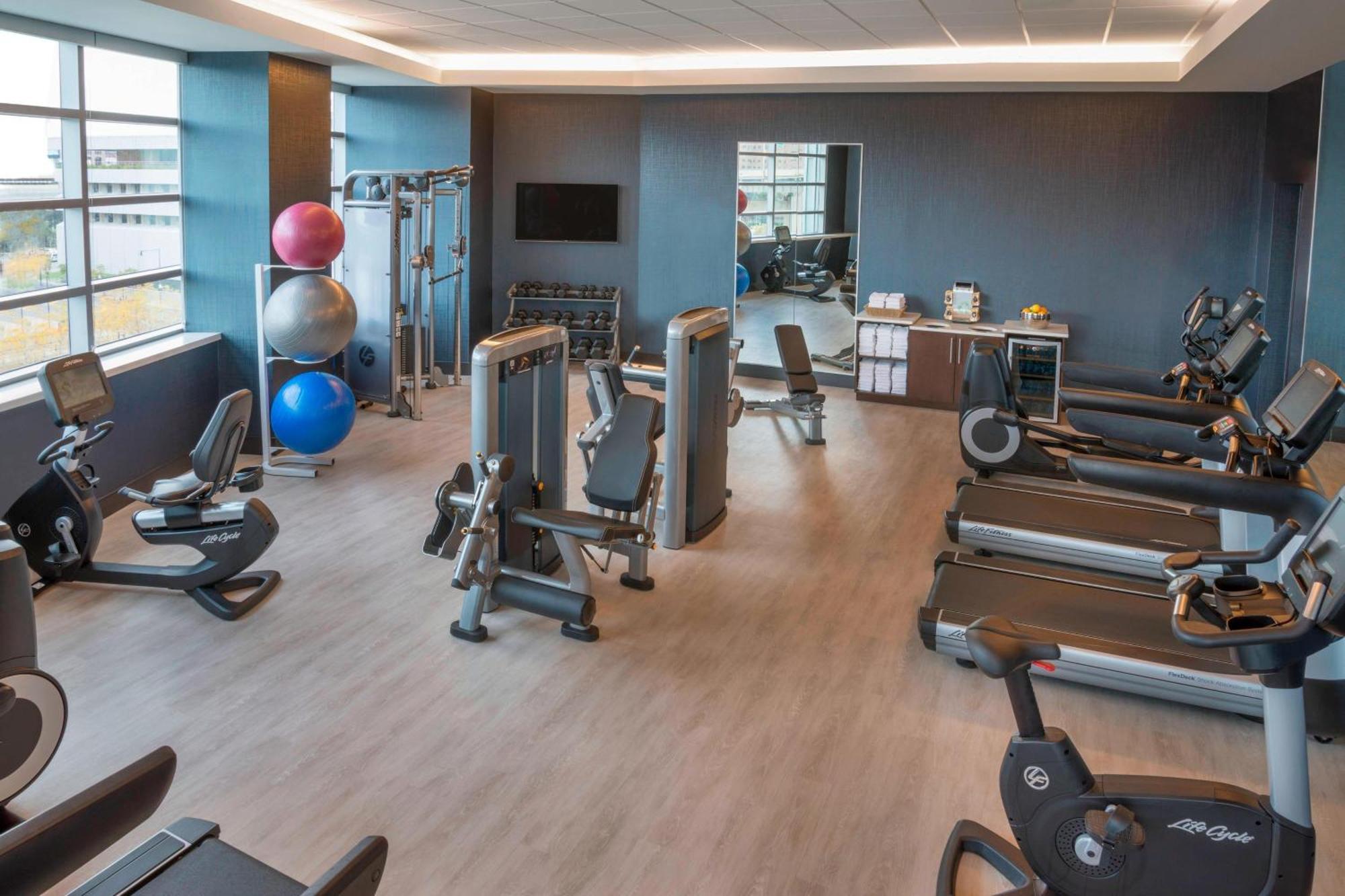 Buffalo Marriott At Lecom Harborcenter מראה חיצוני תמונה