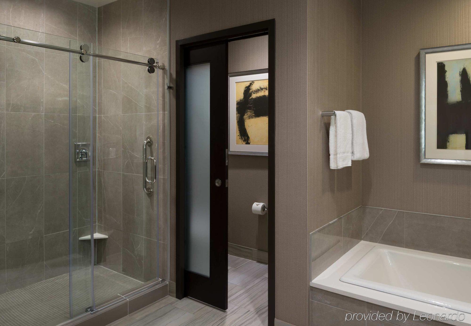 Buffalo Marriott At Lecom Harborcenter מראה חיצוני תמונה